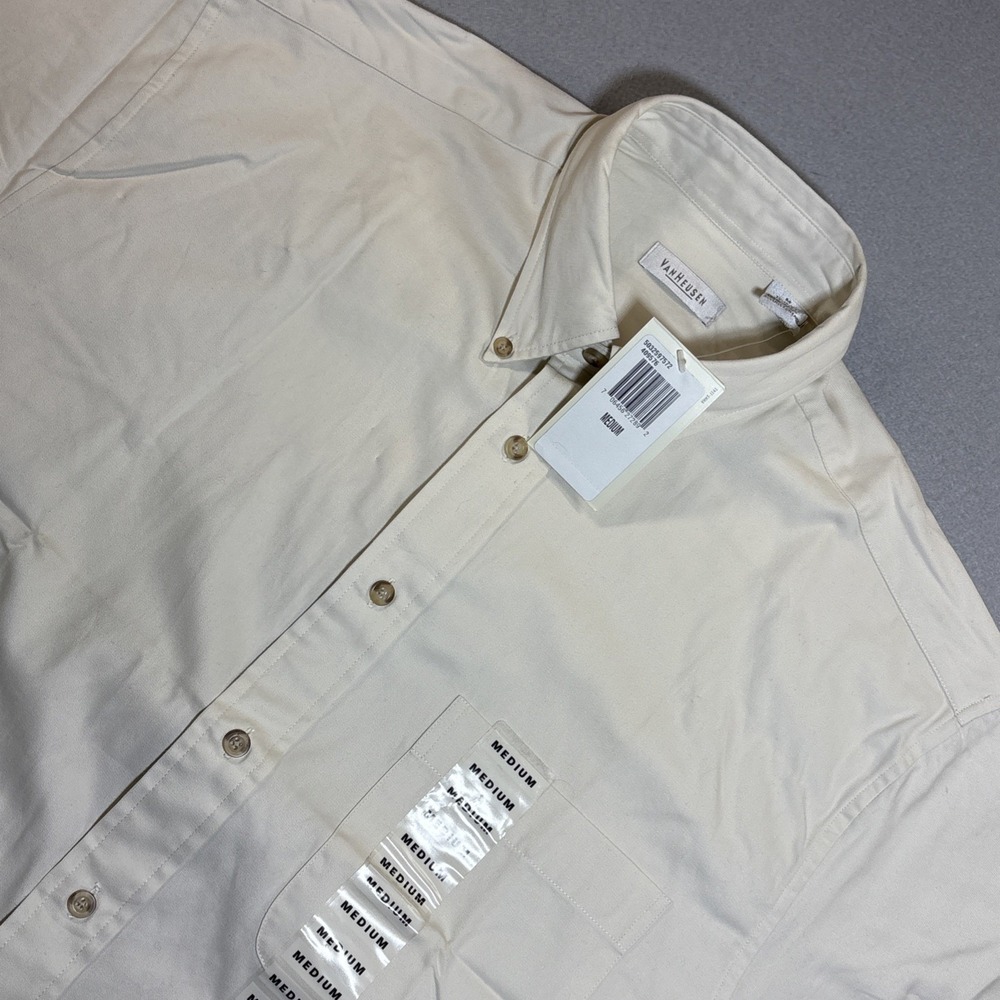Van Heusen Mens Short Sleeve Button Down Shirt Med ULTRASOFT Hight Thread Count